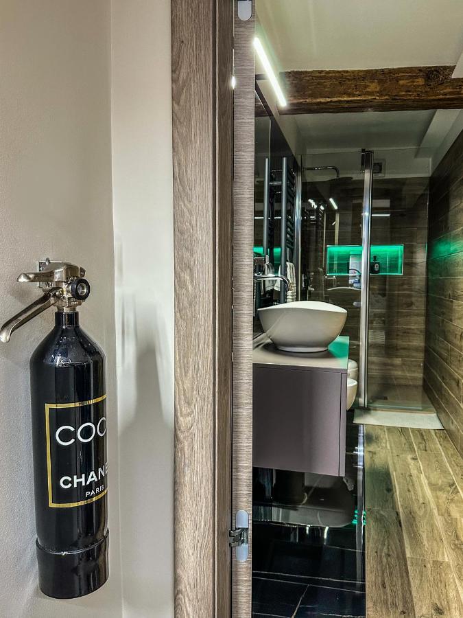Bel Fiore Deluxe Apartment Cenova Dış mekan fotoğraf